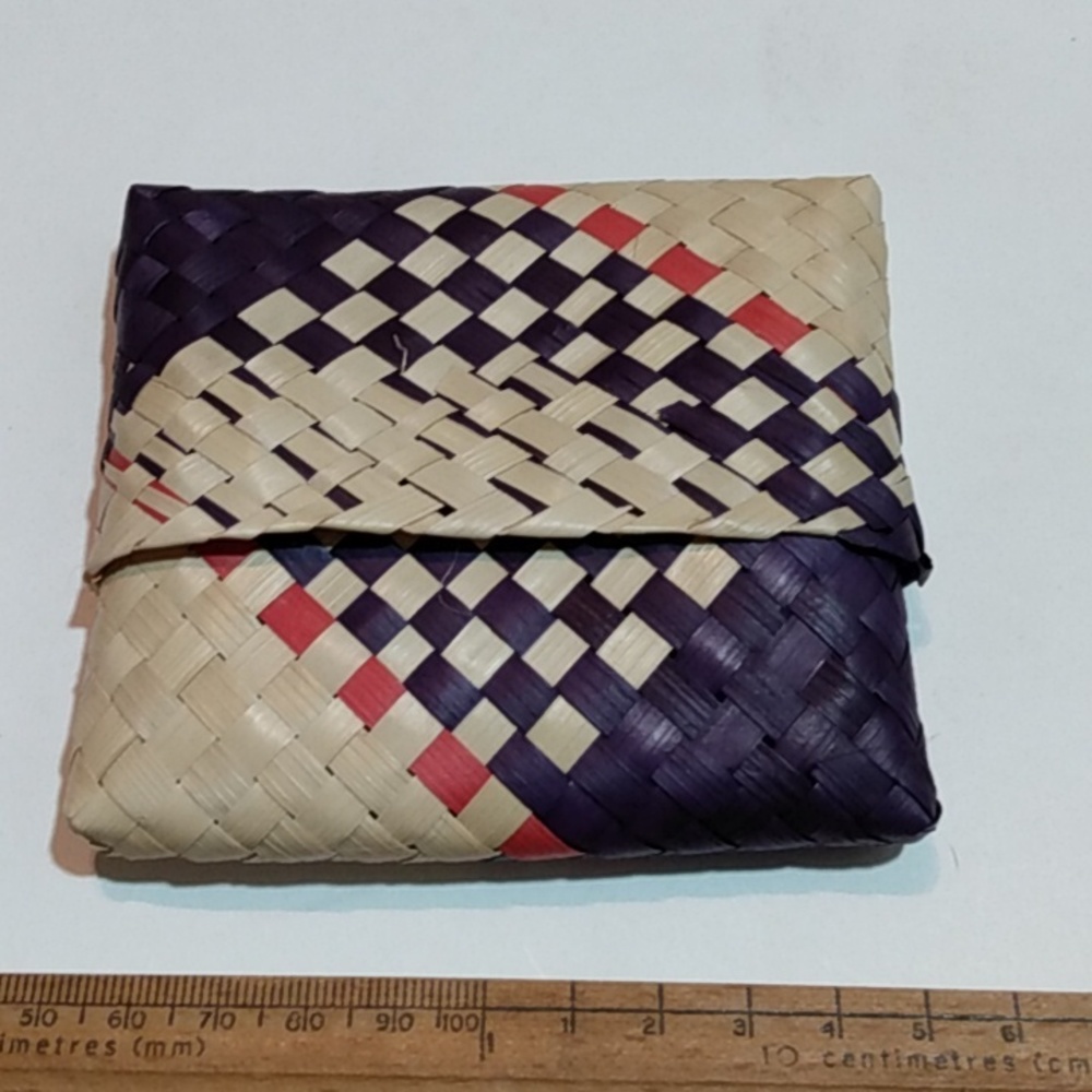 35ct hand woven Ceylon purple and red jewlery and goodies tote pouch